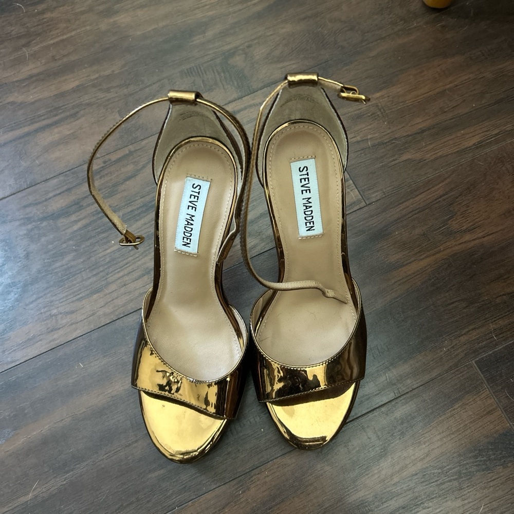 Steve Madden Metallic Bronze Heels